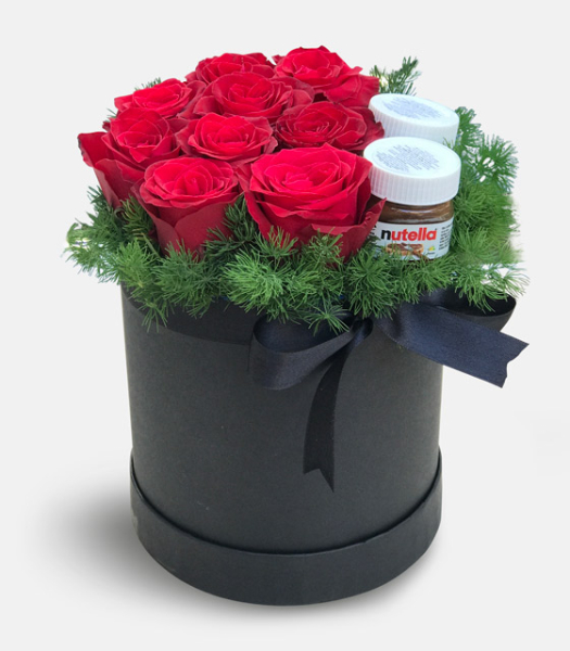 Siyah Silindir Kutuda Gül & Mini Nutella – Tatlı ve Zarif Sürpriz