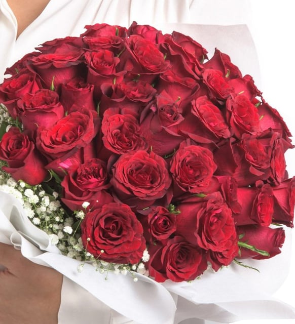 50 Kırmızı Gül Buketi – Büyük Aşkların Efsane İfadesi