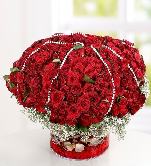 500 Kırmızı Gül & İnci Taçlı Aşk Tasarımı