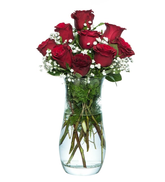 Cam Vazoda 9 Kırmızı Gül – Zarif Aşk Aranjmanı