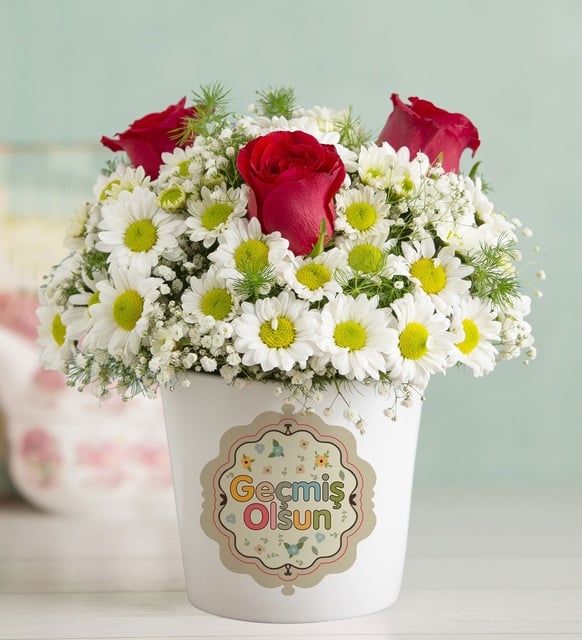 "Geçmiş Olsun" Papatya & Kırmızı Gül Aranjmanı – Şifa Dileği